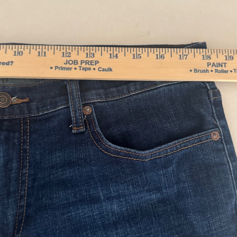 Lucky Brand 221 Straight Leg Dad Jeans Mens Blue Denim 36x30 Normcore Minimalist - Picture 9 of 10
